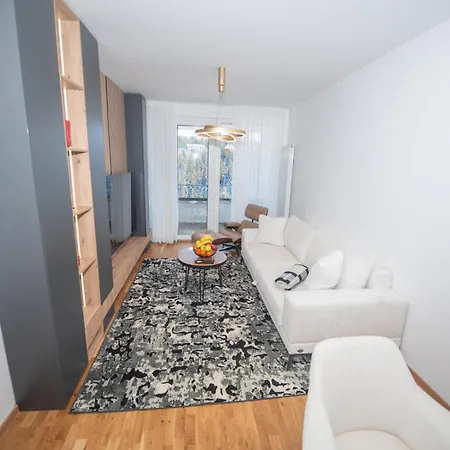 Royal Premium By Vucko