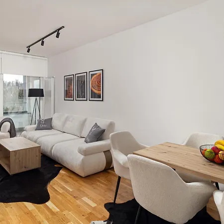 Royal Premium By Vucko *