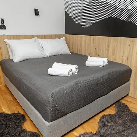 Royal Premium By Vucko *